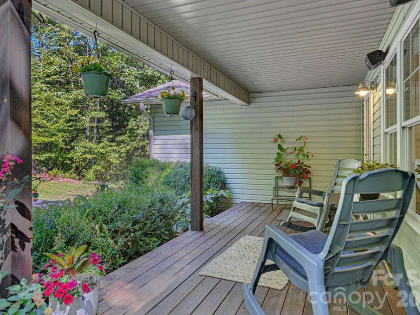 125 Rollins Place Road, Brevard, NC 28712.  MLS# CAR4431148, YatesRealty ID 55135. 