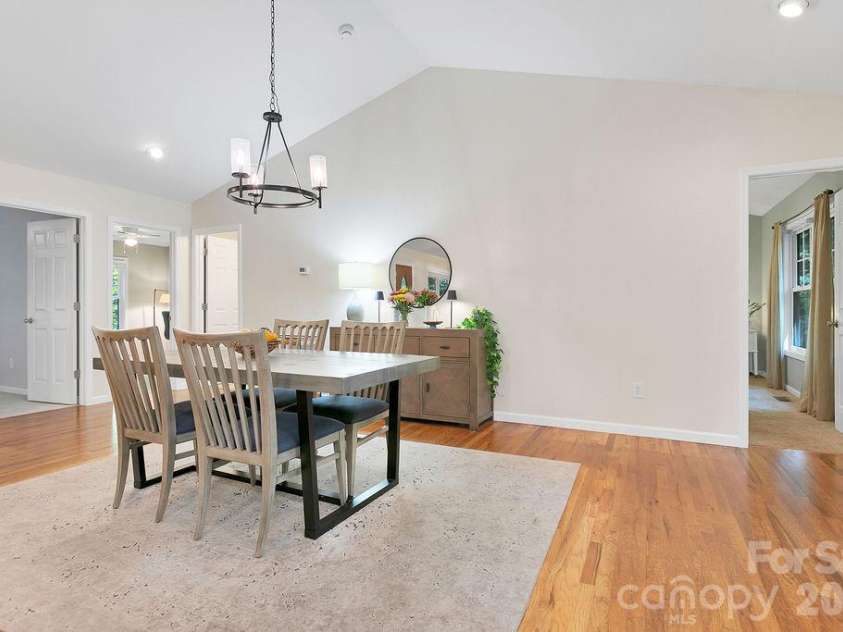 125 Rollins Place Road, Brevard, NC 28712.  MLS# CAR4431148, YatesRealty ID 55135. 