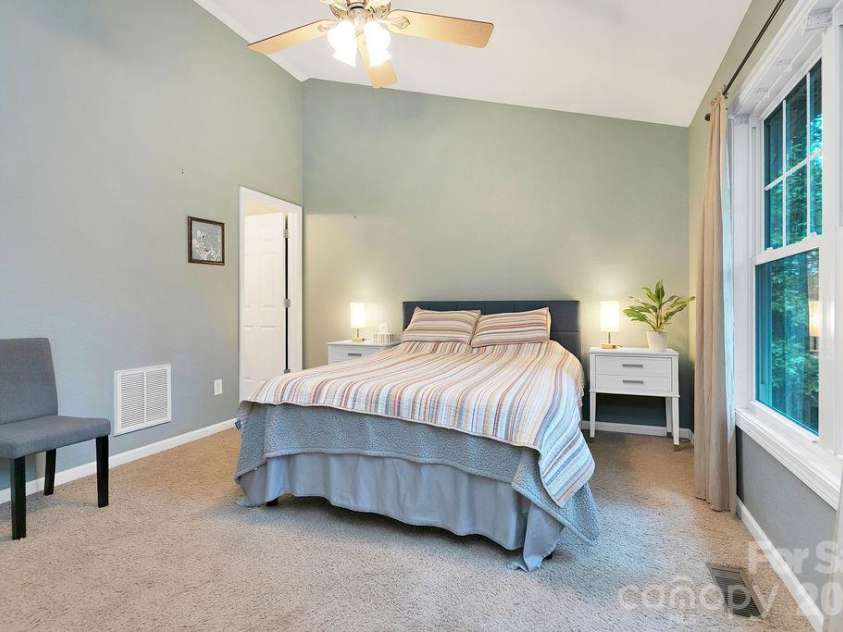 125 Rollins Place Road, Brevard, NC 28712.  MLS# CAR4431148, YatesRealty ID 55135. 