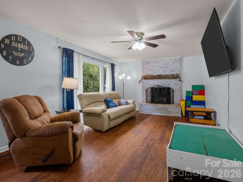 101 Catherine Drive, Columbus, NC 28722.  MLS# CAR4430356, YatesRealty ID 55137. 