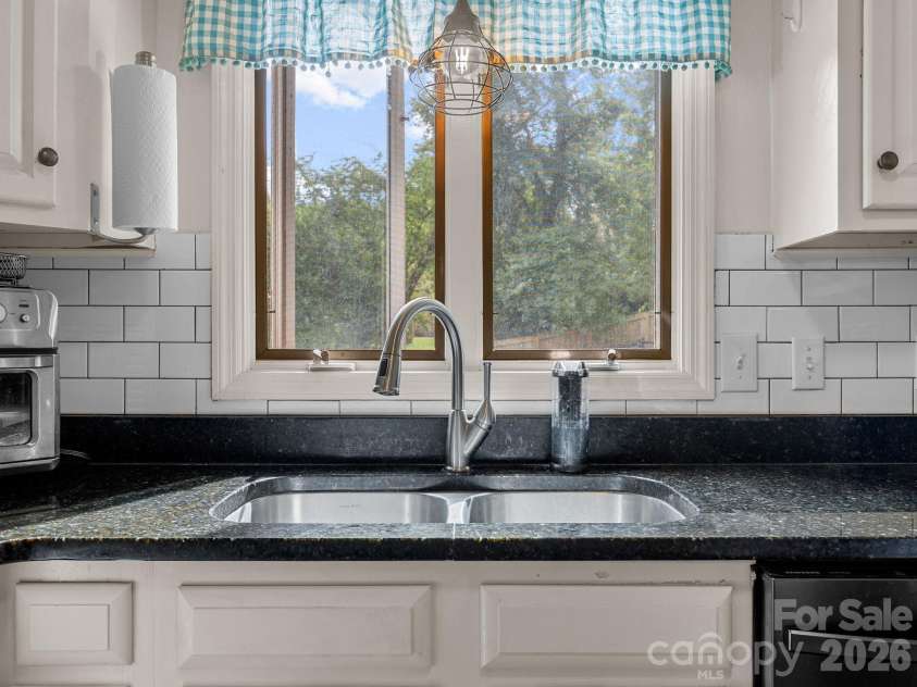 101 Catherine Drive, Columbus, NC 28722.  MLS# CAR4430356, YatesRealty ID 55137. 