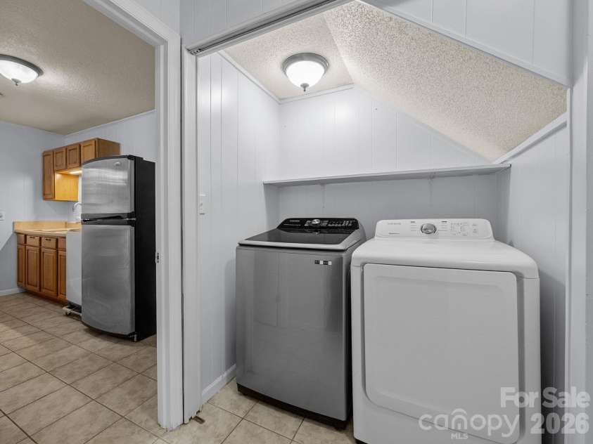 101 Catherine Drive, Columbus, NC 28722.  MLS# CAR4430356, YatesRealty ID 55137. 