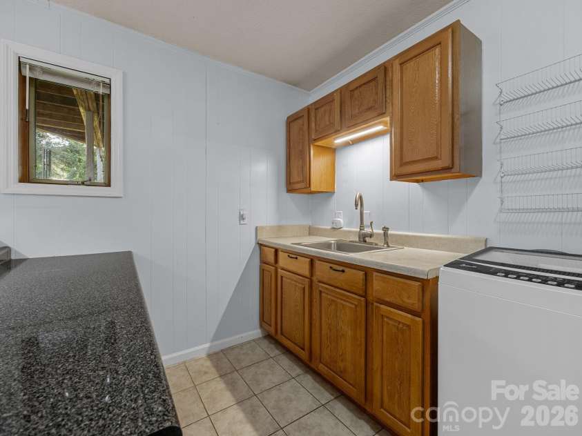 101 Catherine Drive, Columbus, NC 28722.  MLS# CAR4430356, YatesRealty ID 55137. 