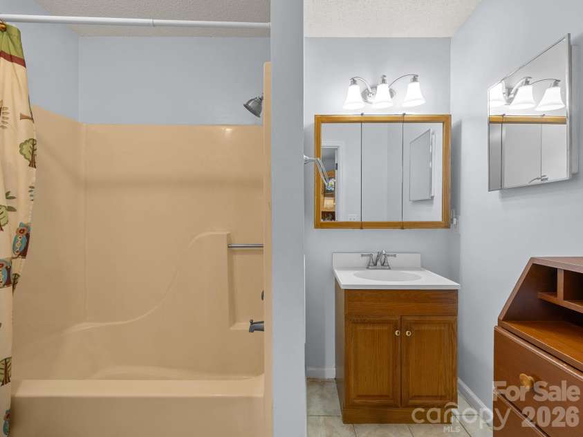 101 Catherine Drive, Columbus, NC 28722.  MLS# CAR4430356, YatesRealty ID 55137. 