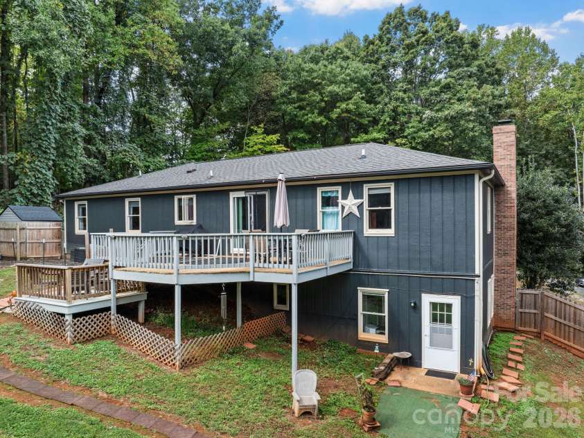 101 Catherine Drive, Columbus, NC 28722.  MLS# CAR4430356, YatesRealty ID 55137. 