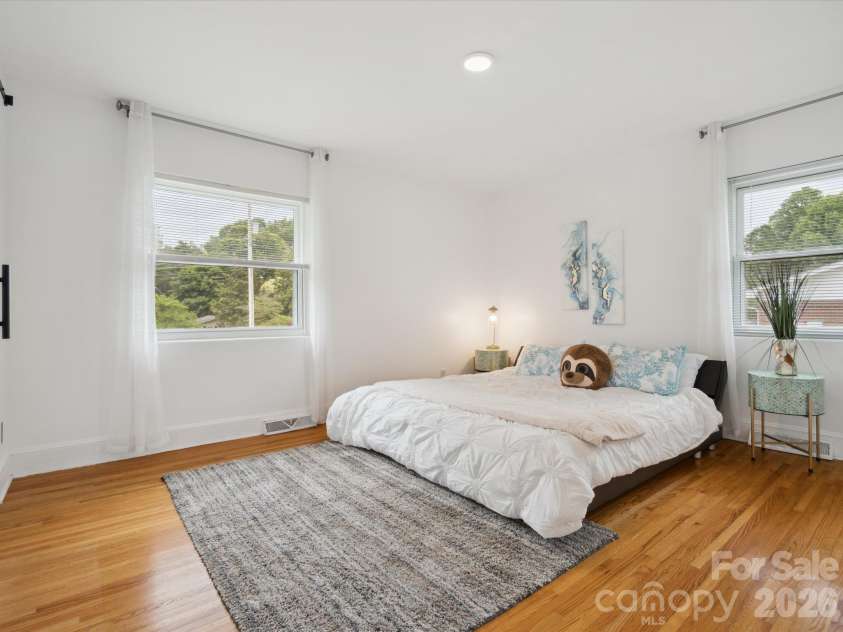 6700 Terry Drive, Charlotte, NC 28215.  MLS# CAR4430529, YatesRealty ID 55139. 