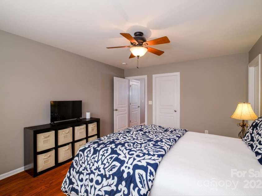8621 Sequoia Grove Lane, Charlotte, NC 28214.  MLS# CAR4242689, YatesRealty ID 5514. Bedroom 3