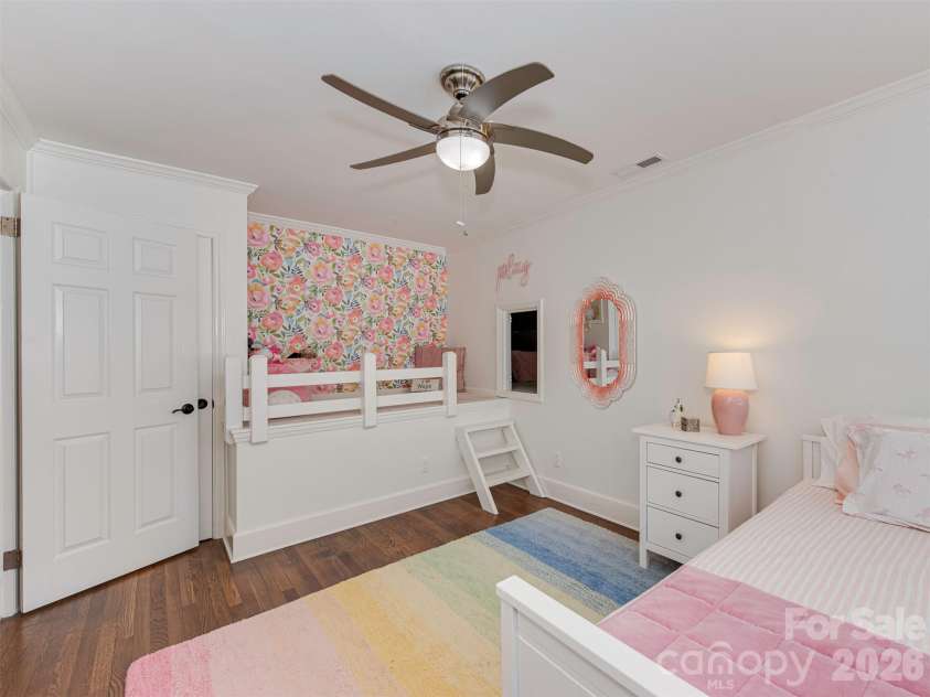 723 Romany Road, Charlotte, NC 28203.  MLS# CAR4430250, YatesRealty ID 55141. 