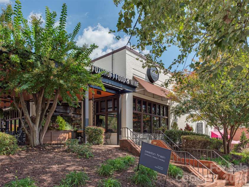 723 Romany Road, Charlotte, NC 28203.  MLS# CAR4430250, YatesRealty ID 55141. 
