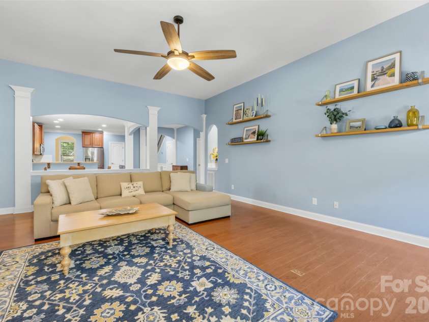 317 Windy Pine Drive, Clover, SC 29710.  MLS# CAR4430228, YatesRealty ID 55142. 