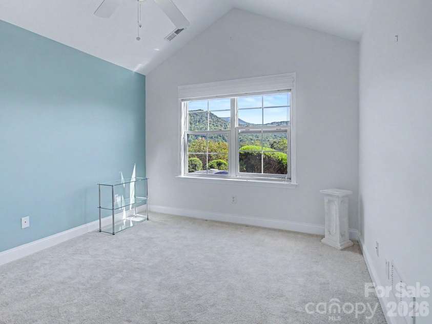 58 Outlook Circle, Swannanoa, NC 28778.  MLS# CAR4428853, YatesRealty ID 55143. 