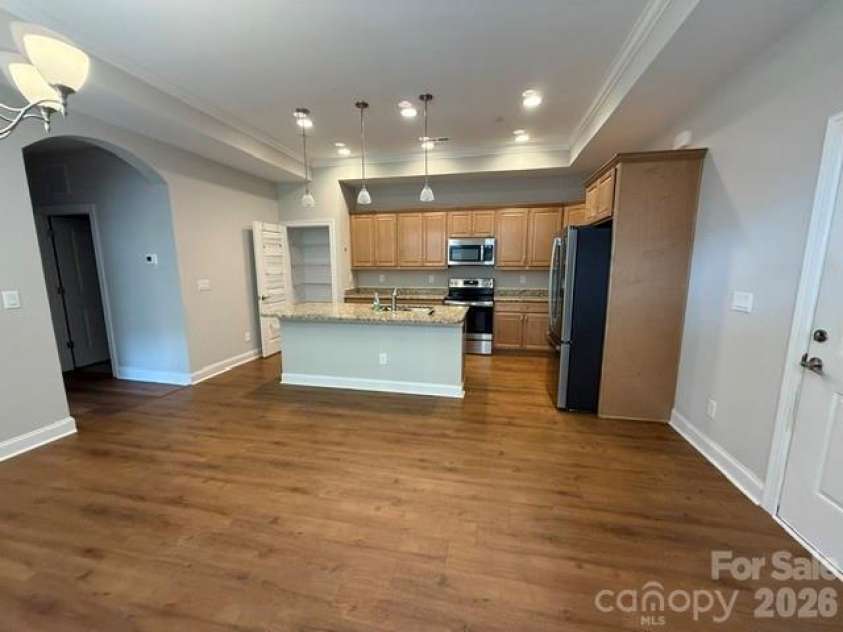 715 Poplar View Drive, Concord, NC 28027.  MLS# CAR4429139, YatesRealty ID 55147. 