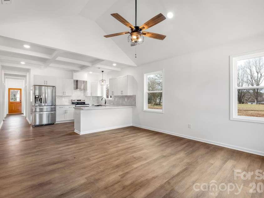 1798 David Drive, Shelby, NC 28150.  MLS# CAR4426235, YatesRealty ID 5515. 