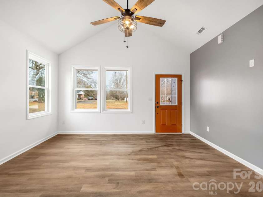 1798 David Drive, Shelby, NC 28150.  MLS# CAR4426235, YatesRealty ID 5515. 