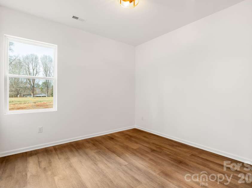 1798 David Drive, Shelby, NC 28150.  MLS# CAR4426235, YatesRealty ID 5515. 