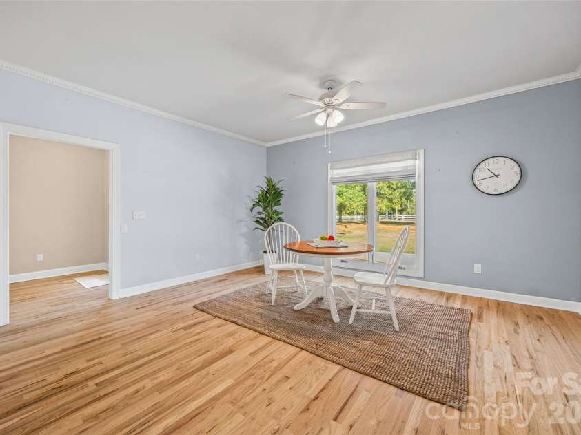2129 Squire Road, Rock Hill, SC 29730.  MLS# CAR4423271, YatesRealty ID 55156. Breakfast Nook
