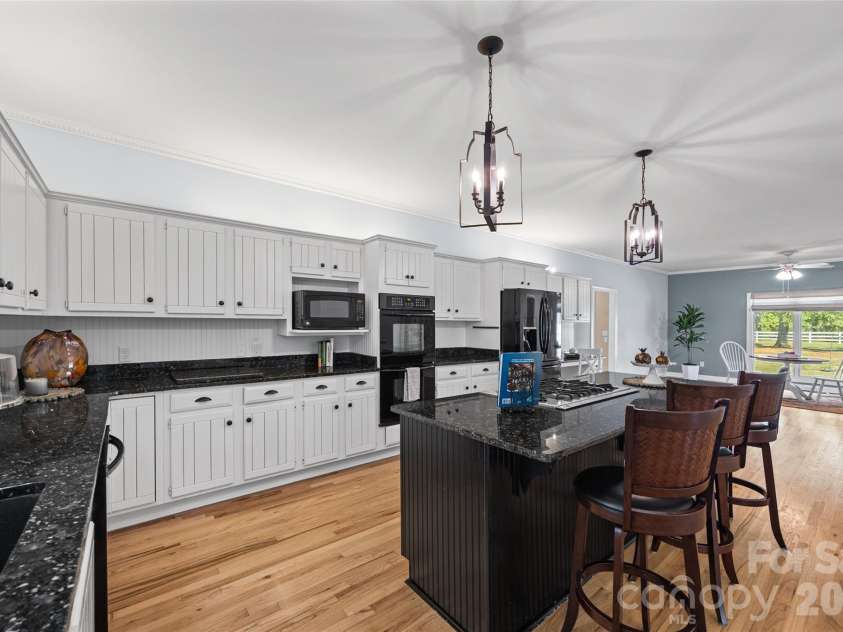 2129 Squire Road, Rock Hill, SC 29730.  MLS# CAR4423271, YatesRealty ID 55156. Kitchen and Kitchen Island