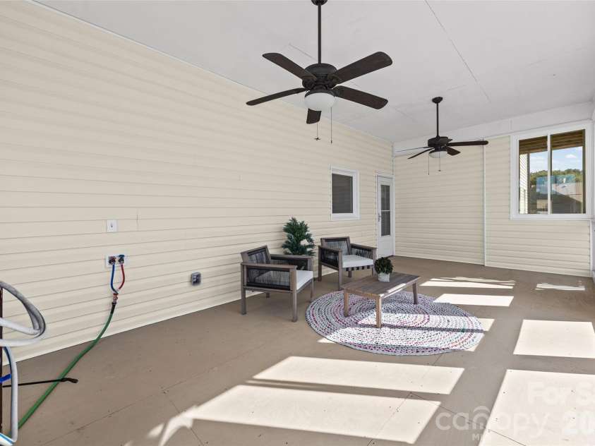 2129 Squire Road, Rock Hill, SC 29730.  MLS# CAR4423271, YatesRealty ID 55156. Sun Room