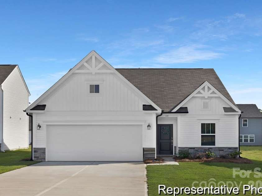 4715 Monterrico Drive, Lancaster, SC 29720.  MLS# CAR4432211, YatesRealty ID 55159. 