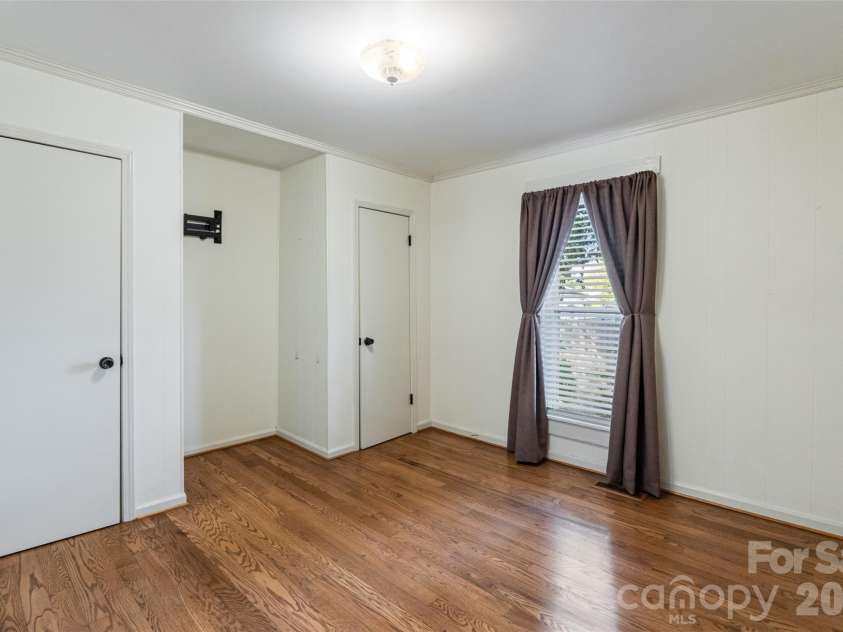 227 Lowry Street, Pineville, NC 28134.  MLS# CAR4427877, YatesRealty ID 55161. 