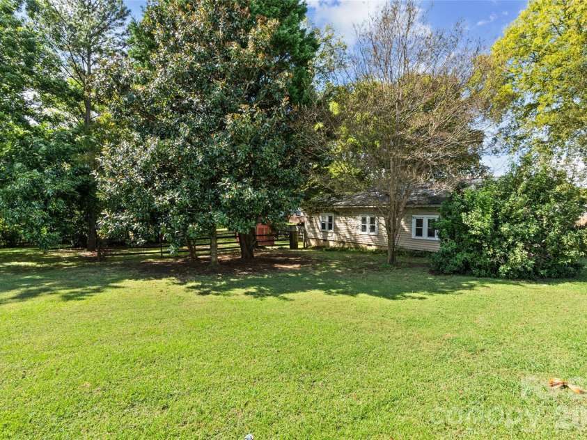 227 Lowry Street, Pineville, NC 28134.  MLS# CAR4427877, YatesRealty ID 55161. 