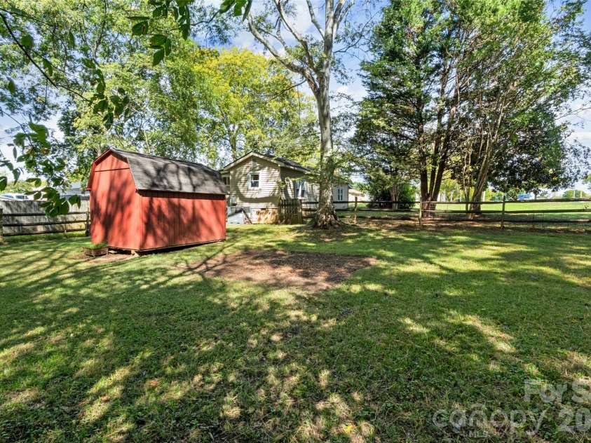227 Lowry Street, Pineville, NC 28134.  MLS# CAR4427877, YatesRealty ID 55161. 