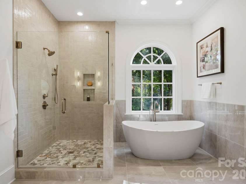 19002 Meta Road, Cornelius, NC 28031.  MLS# CAR4430285, YatesRealty ID 55162. 