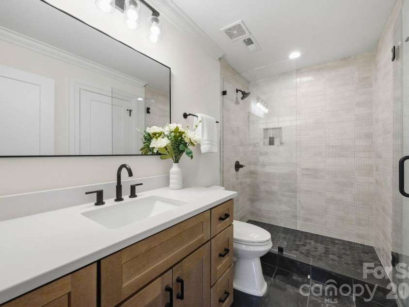 19002 Meta Road, Cornelius, NC 28031.  MLS# CAR4430285, YatesRealty ID 55162. 