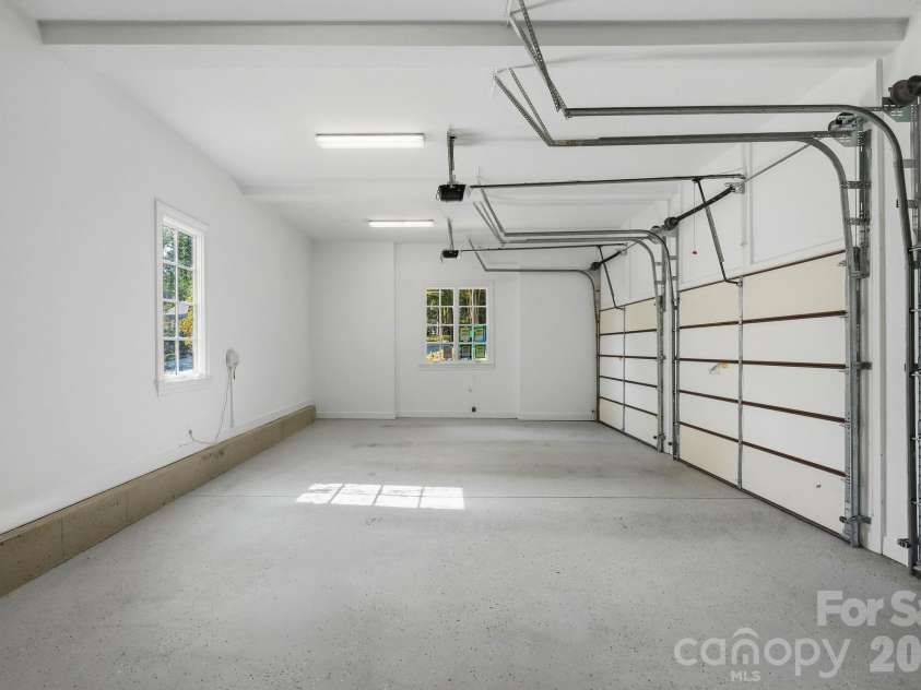 19002 Meta Road, Cornelius, NC 28031.  MLS# CAR4430285, YatesRealty ID 55162. 
