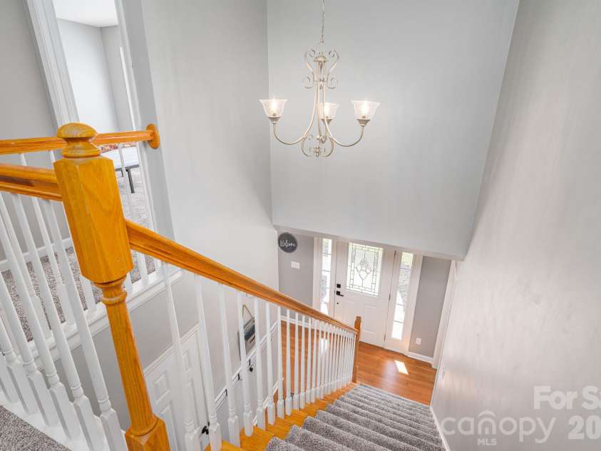 2730 24th Street Court, Hickory, NC 28601.  MLS# CAR4432109, YatesRealty ID 55164. 