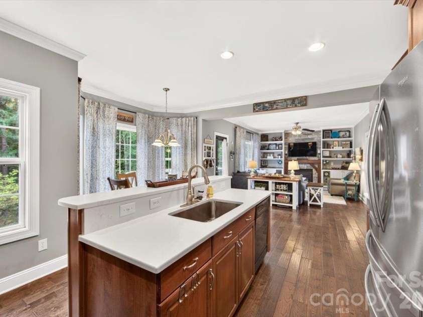 8705 Dartmoor Place, Charlotte, NC 28227.  MLS# CAR4431559, YatesRealty ID 55165. 