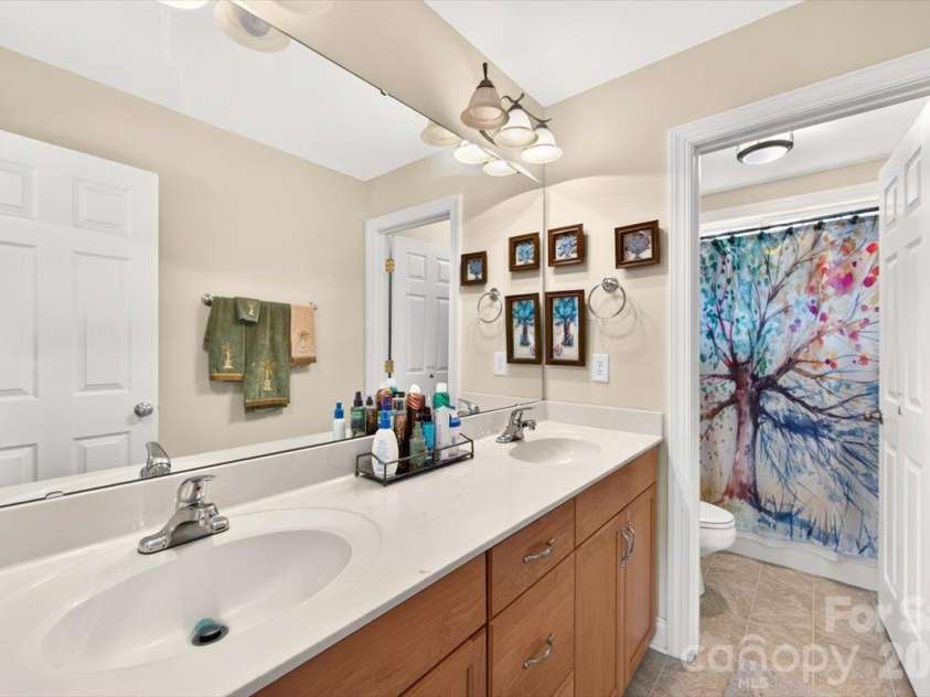 8705 Dartmoor Place, Charlotte, NC 28227.  MLS# CAR4431559, YatesRealty ID 55165. 