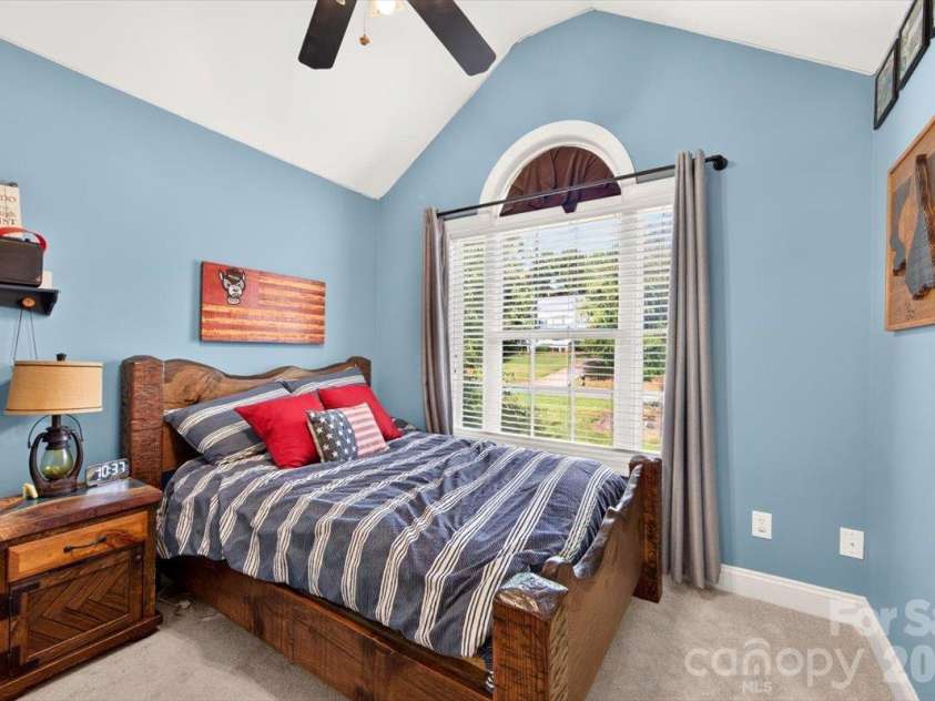8705 Dartmoor Place, Charlotte, NC 28227.  MLS# CAR4431559, YatesRealty ID 55165. 