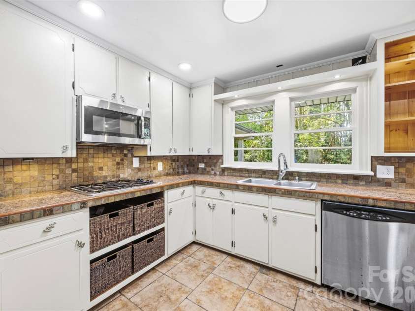 608 Catawba Road, Salisbury, NC 28144.  MLS# CAR4418963, YatesRealty ID 55166. 