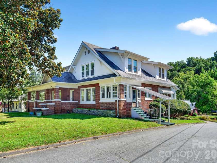 606 Rutherford Road, Marion, NC 28752.  MLS# CAR4429588, YatesRealty ID 55167. 