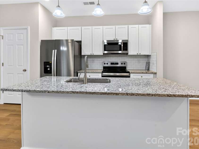 1324 Old Charlotte Road, Statesville, NC 28677.  MLS# CAR4417975, YatesRealty ID 5517. 