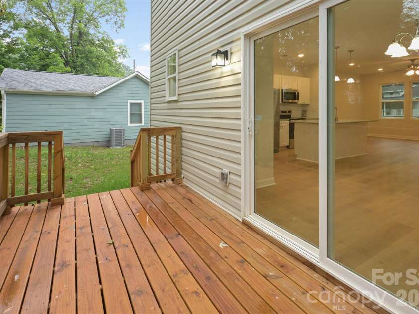 1324 Old Charlotte Road, Statesville, NC 28677.  MLS# CAR4417975, YatesRealty ID 5517. 