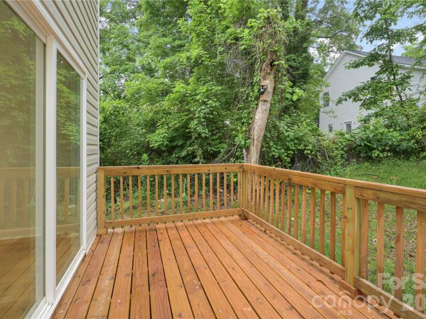 1324 Old Charlotte Road, Statesville, NC 28677.  MLS# CAR4417975, YatesRealty ID 5517. 