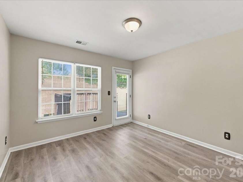7812 Montbrook Drive, Charlotte, NC 28214.  MLS# CAR4431853, YatesRealty ID 55170. 
