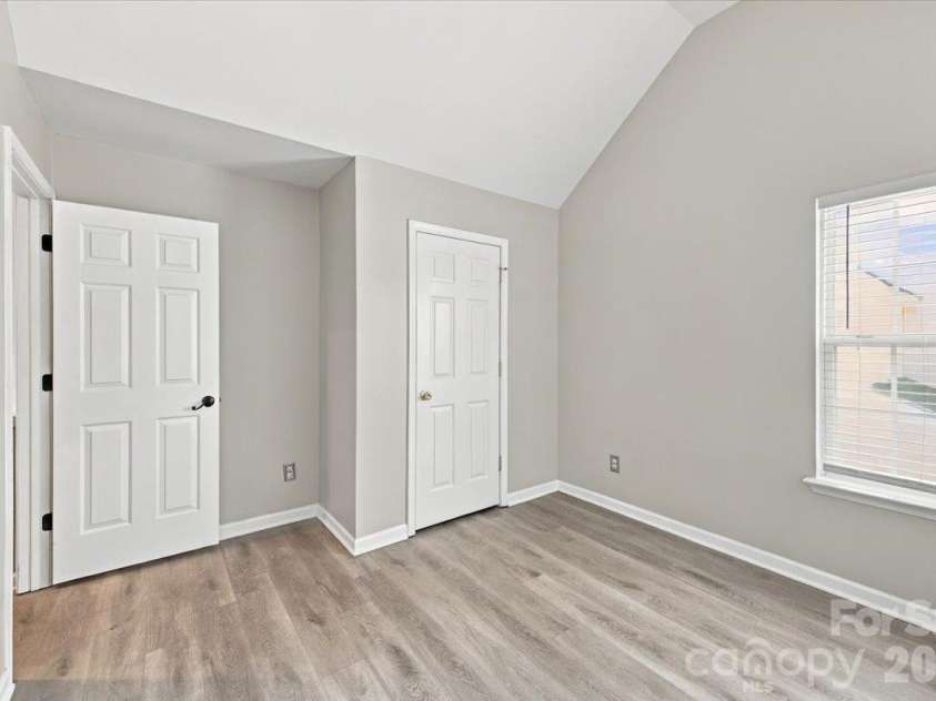 7812 Montbrook Drive, Charlotte, NC 28214.  MLS# CAR4431853, YatesRealty ID 55170. 