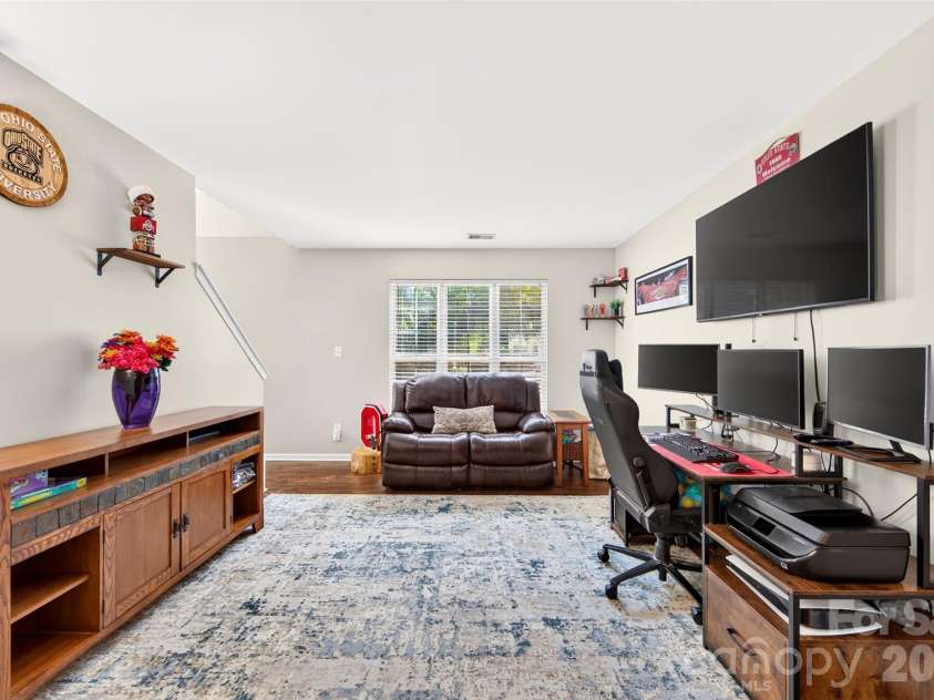 7609 Berrywood Circle, Huntersville, NC 28078.  MLS# CAR4430975, YatesRealty ID 55171. Sitting room/flex space.