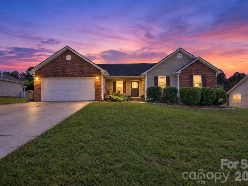 2007 Stepping Stone Lane, Monroe, NC 28110.  MLS# CAR4427263, YatesRealty ID 55172. 