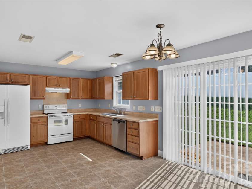 2007 Stepping Stone Lane, Monroe, NC 28110.  MLS# CAR4427263, YatesRealty ID 55172. 