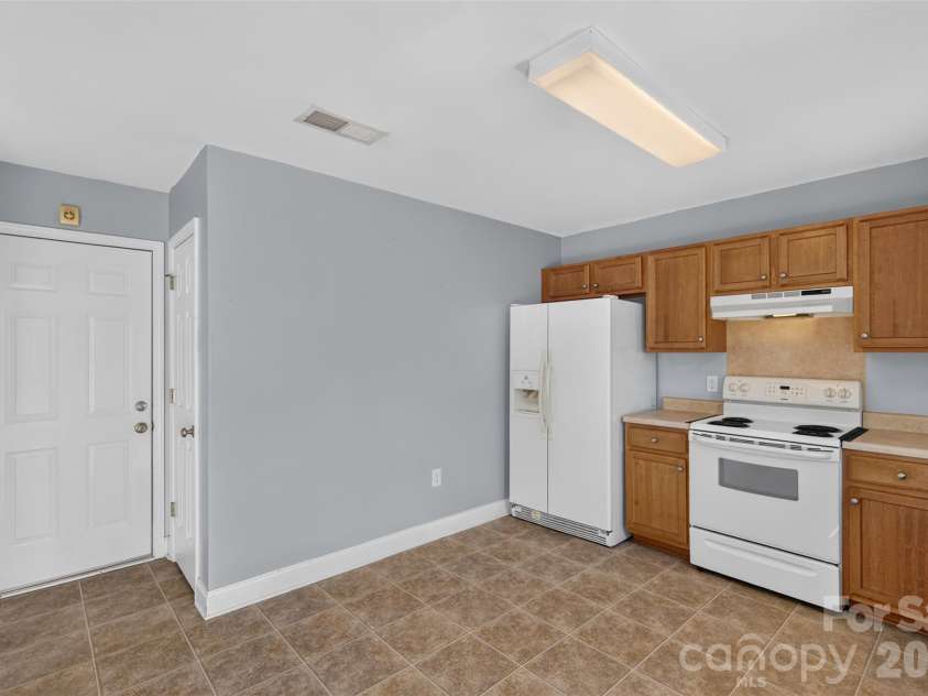 2007 Stepping Stone Lane, Monroe, NC 28110.  MLS# CAR4427263, YatesRealty ID 55172. 