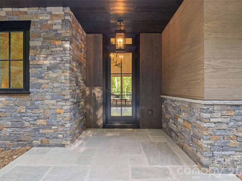 505 Barrington Drive, Asheville, NC 28803.  MLS# CAR4430029, YatesRealty ID 55175. Covered front entry