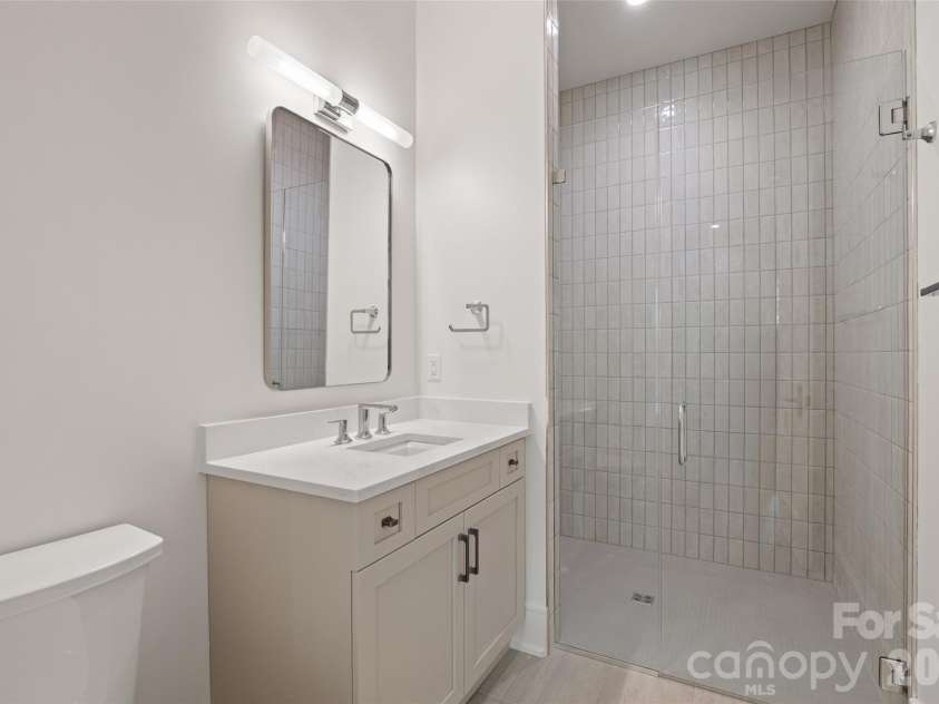 505 Barrington Drive, Asheville, NC 28803.  MLS# CAR4430029, YatesRealty ID 55175. Half bath on main level