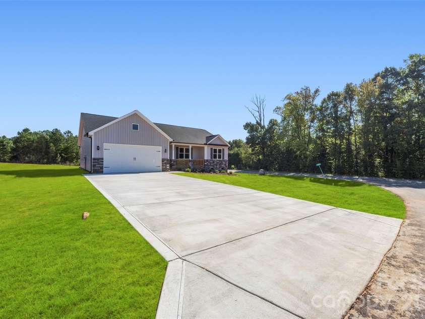 120 Brat Way, Salisbury, NC 28147.  MLS# CAR4432138, YatesRealty ID 55177. Virtual Grass