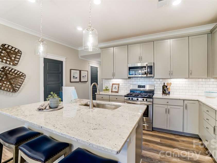 4095 Rothwood Lane, Harrisburg, NC 28075.  MLS# CAR4432256, YatesRealty ID 55178. Kitchen