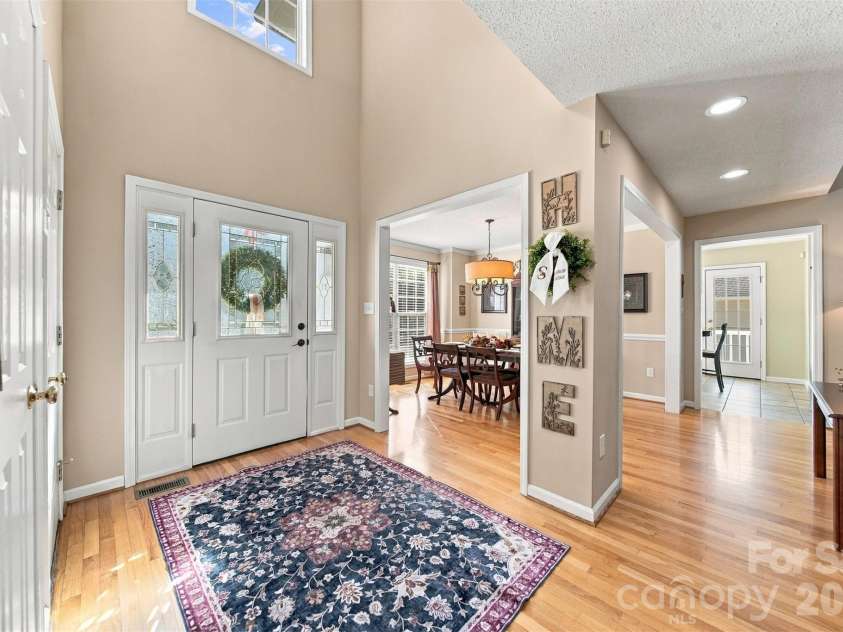 2741 25th Street, Hickory, NC 28601.  MLS# CAR4430893, YatesRealty ID 55180. 