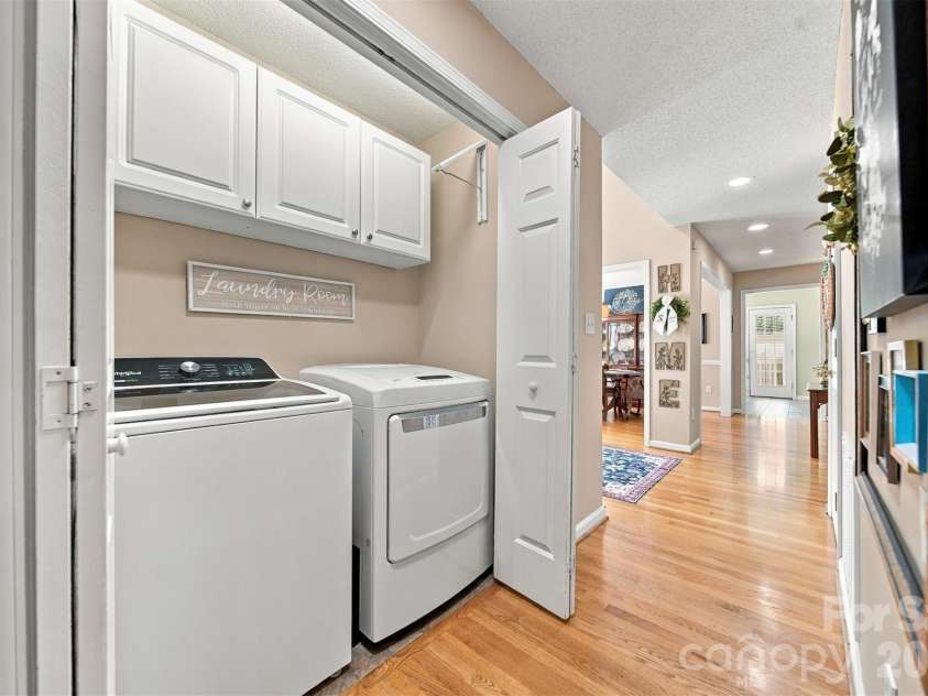 2741 25th Street, Hickory, NC 28601.  MLS# CAR4430893, YatesRealty ID 55180. 